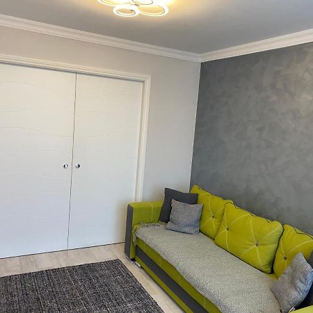 Gabi Apartament Сучава Екстер'єр фото