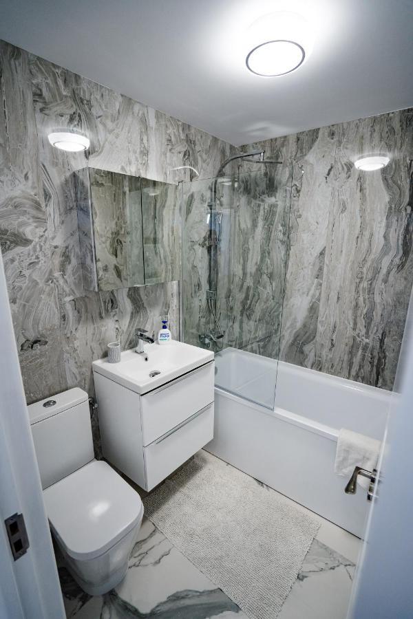 Gabi Apartament Сучава Екстер'єр фото