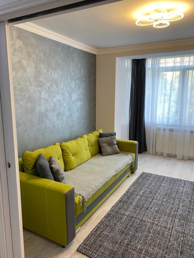 Gabi Apartament Сучава Екстер'єр фото